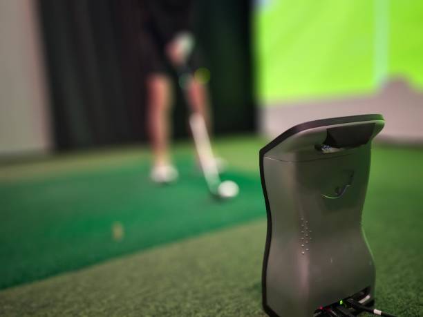 Indoor golf training setup focused on swing analysis