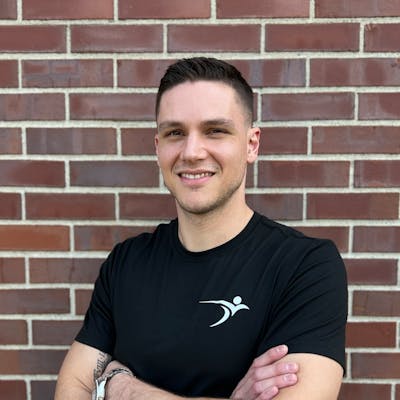 Portrait of Dr. Gabe Theurer, DPT, CSCS